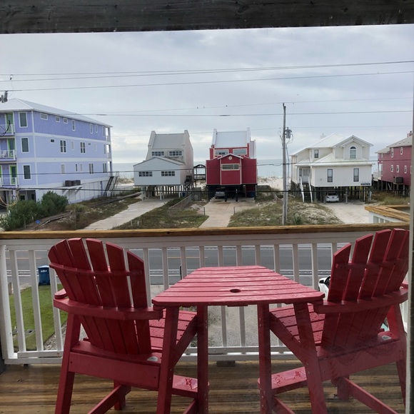 Welcome to my closet - Picture 1 of 1